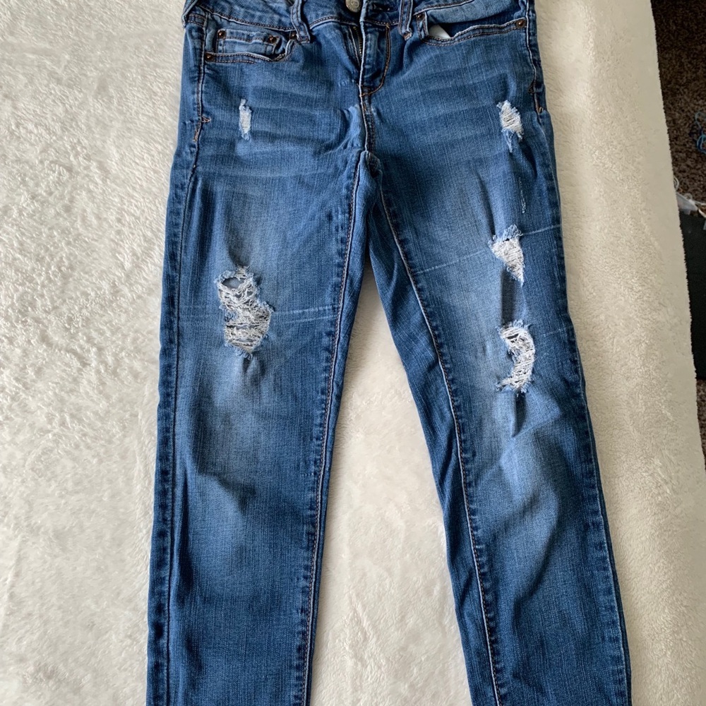 distressed skinny ankle jeans